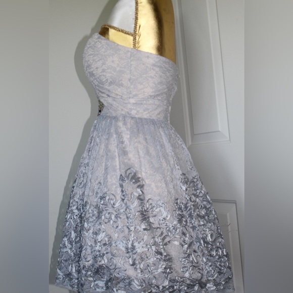 Semi-Formal Dress - Picture 2 of 4